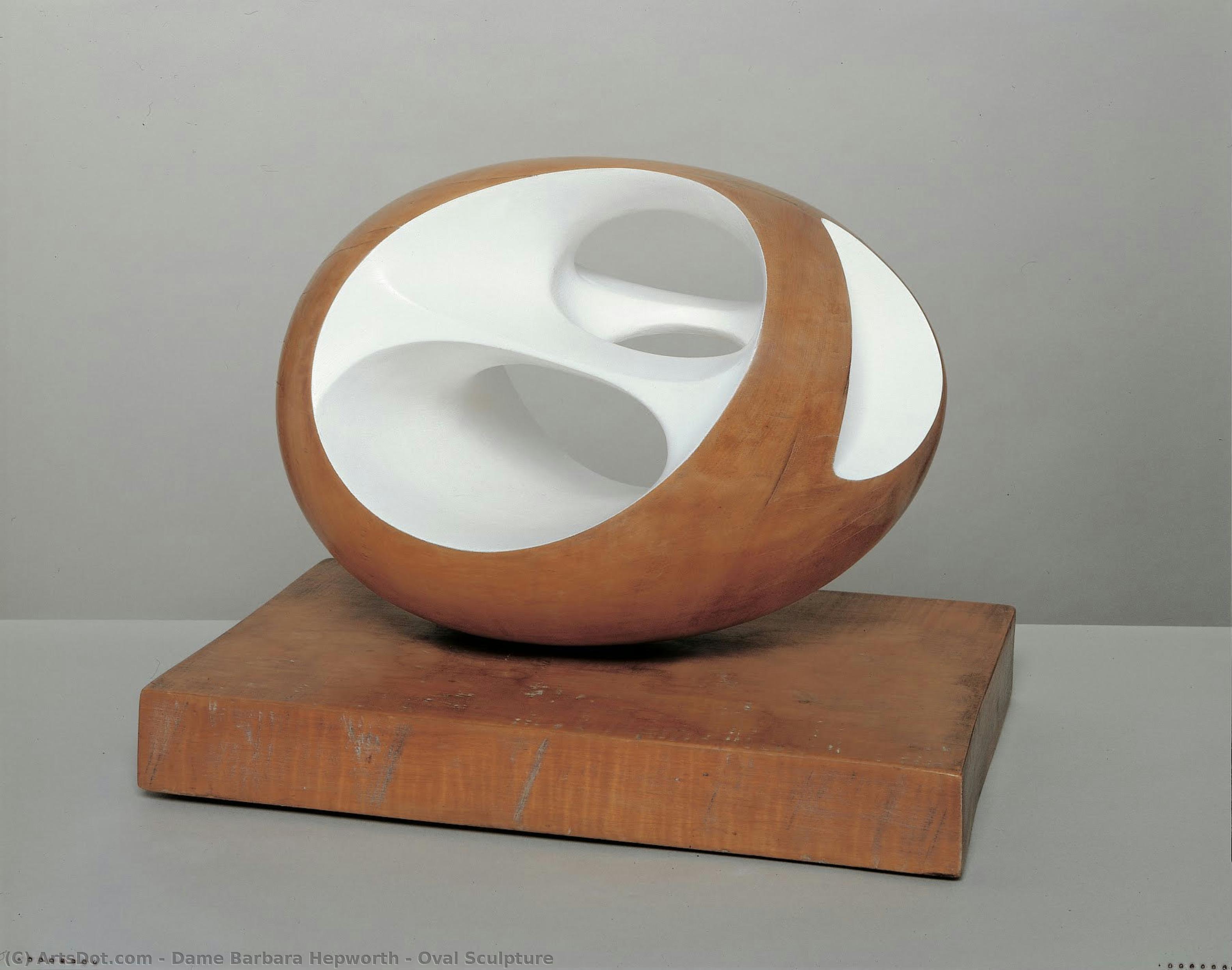 Oválská Socha — Barbara Hepworthová